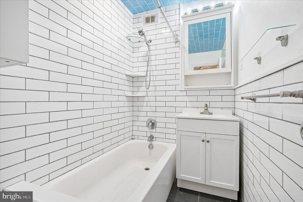 2601 Pennsylvania Avenue - Photo 8