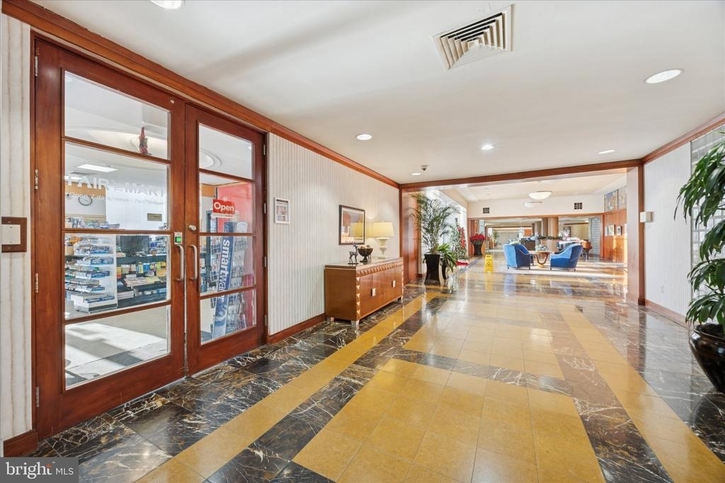 2601 Pennsylvania Avenue - Photo 14