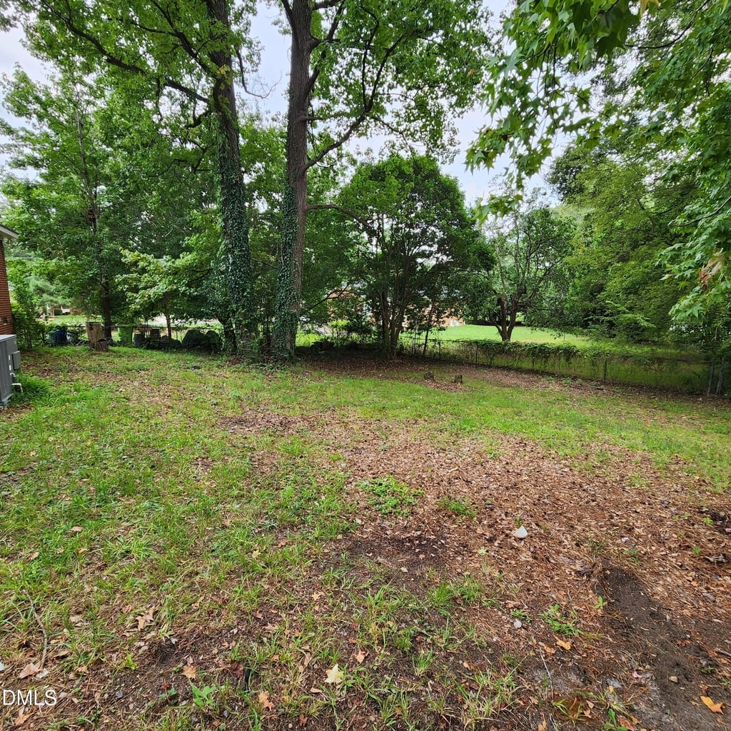 1208 Thames Court - Photo 3