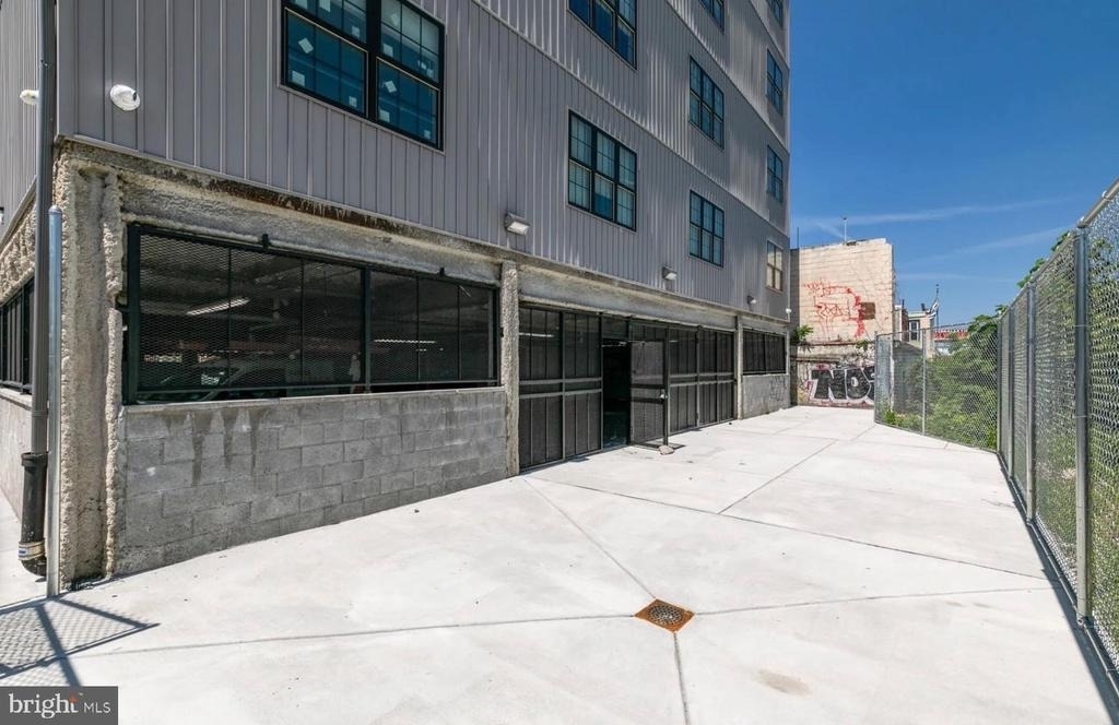 3045 Richmond Street - Photo 16
