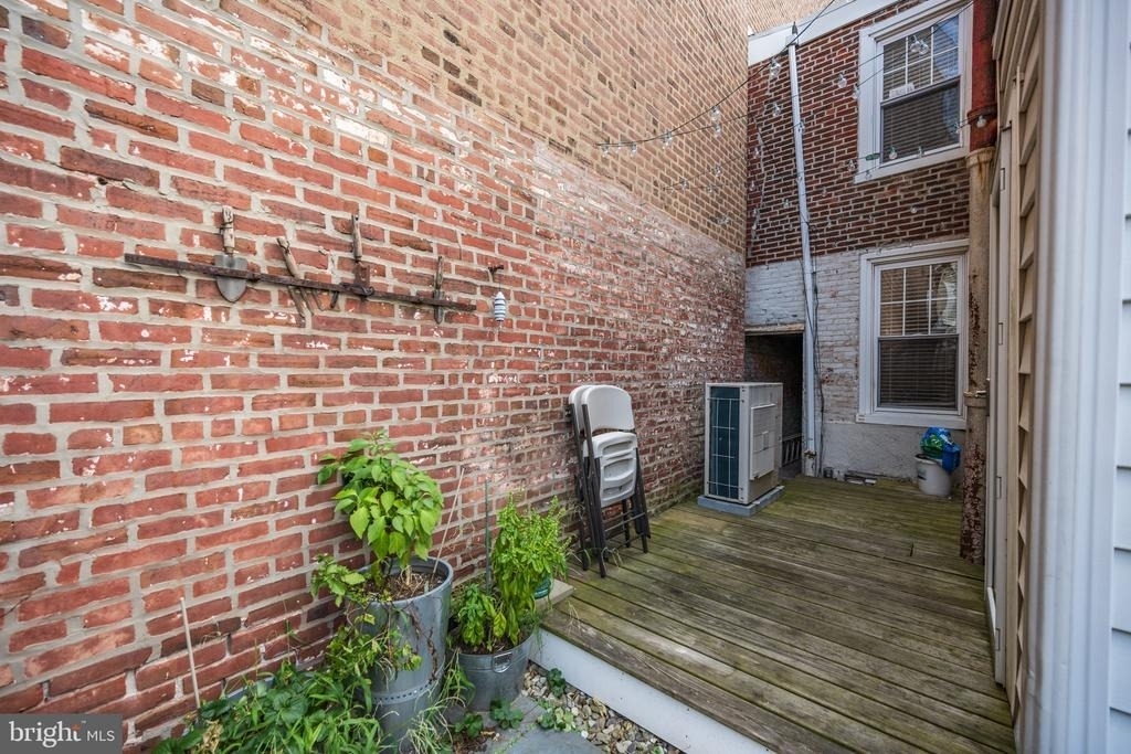 1636 E Wilt Street - Photo 12