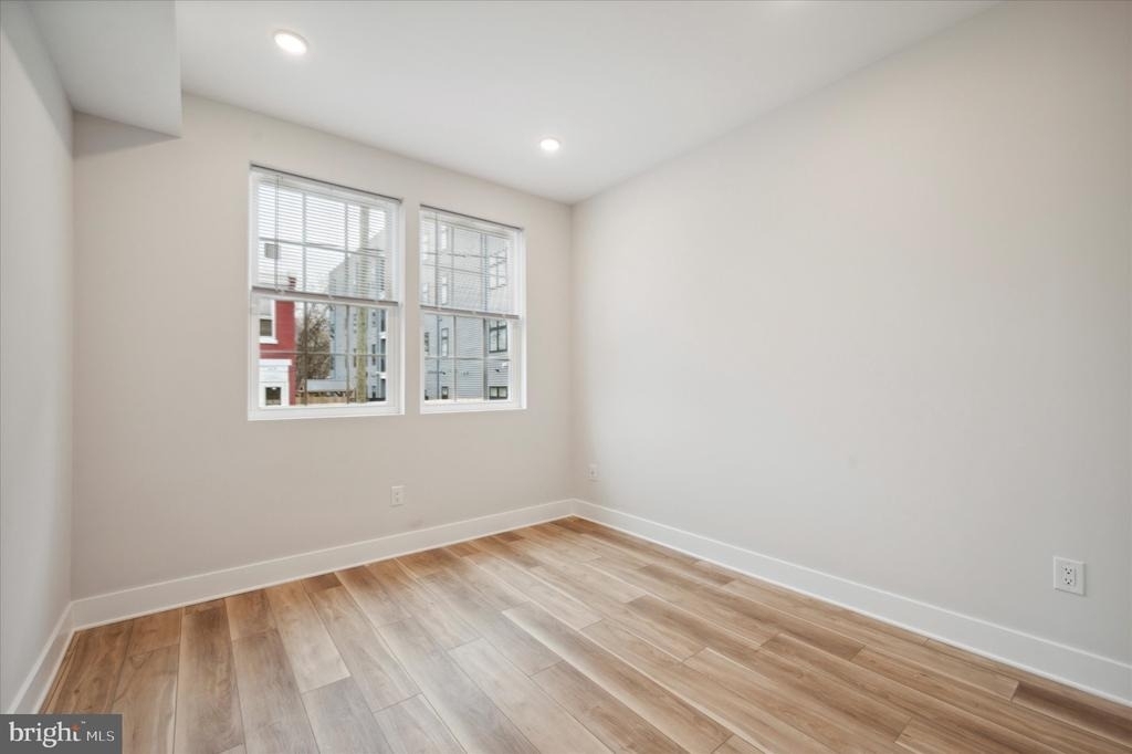 614 N Union Street - Photo 3
