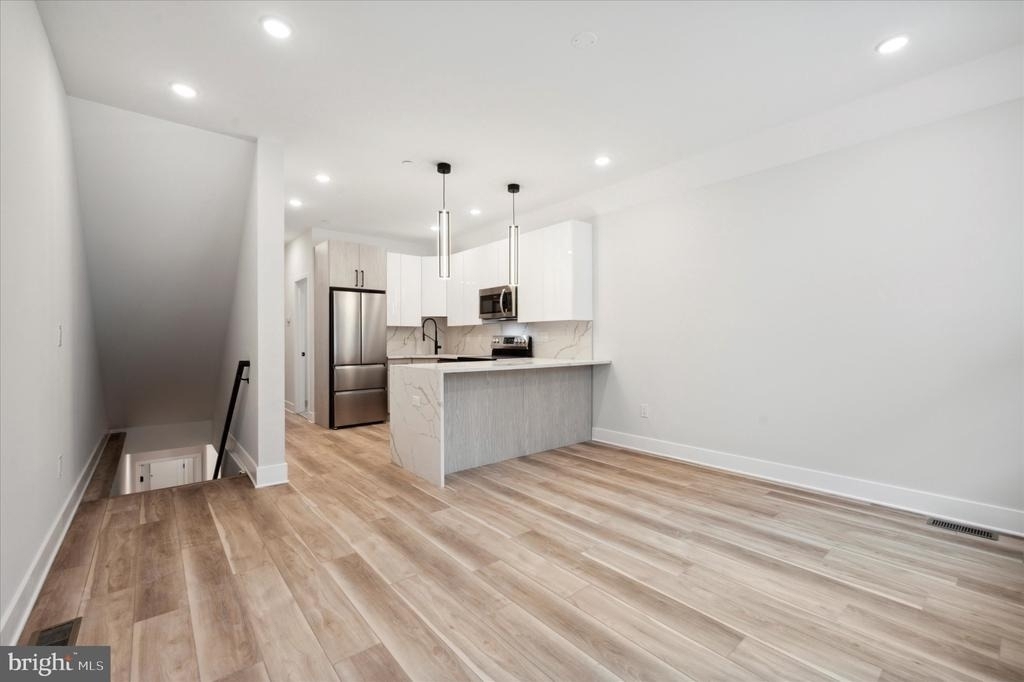 614 N Union Street - Photo 1