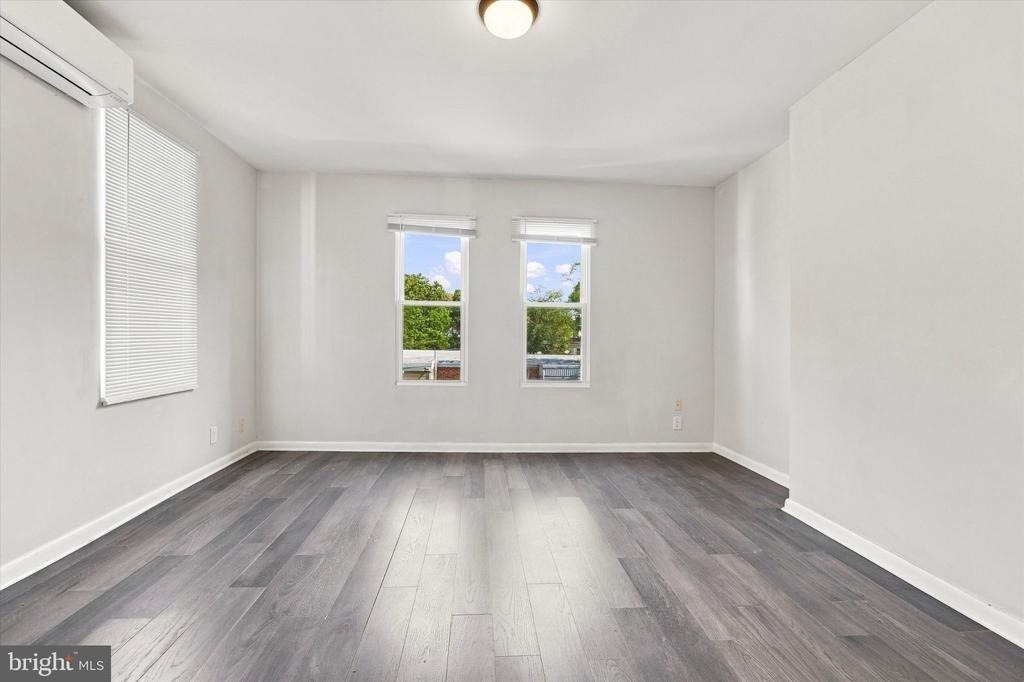 1219 S 46th Street - Photo 4