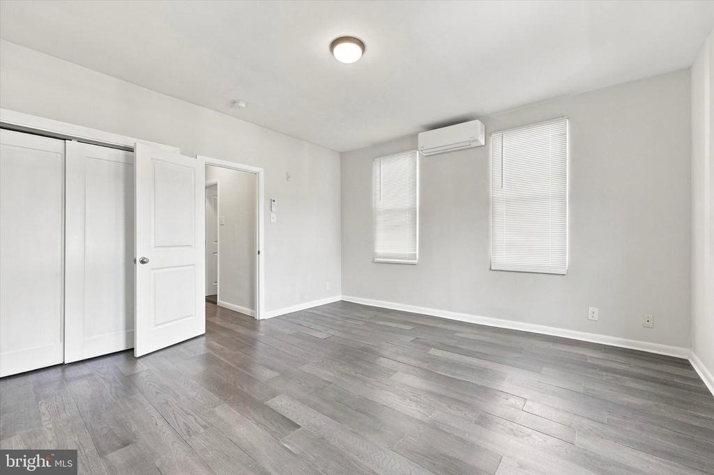 1219 S 46th Street - Photo 3