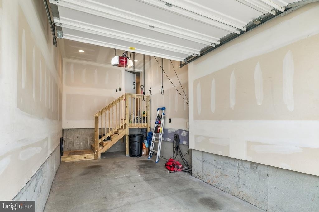 2311 E Gordon Street - Photo 32