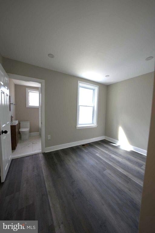 2748 E Venango Street - Photo 12