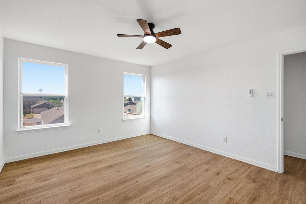 1013 Woodward Court Ct - Photo 19
