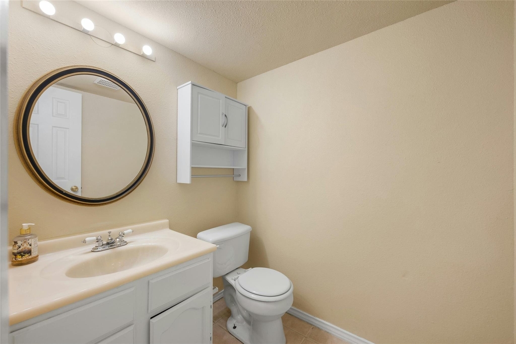 2316 Montclaire St - Photo 25