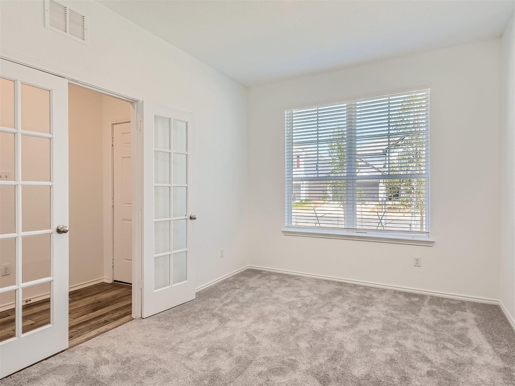 1513 Hope Ranch Rd - Photo 4