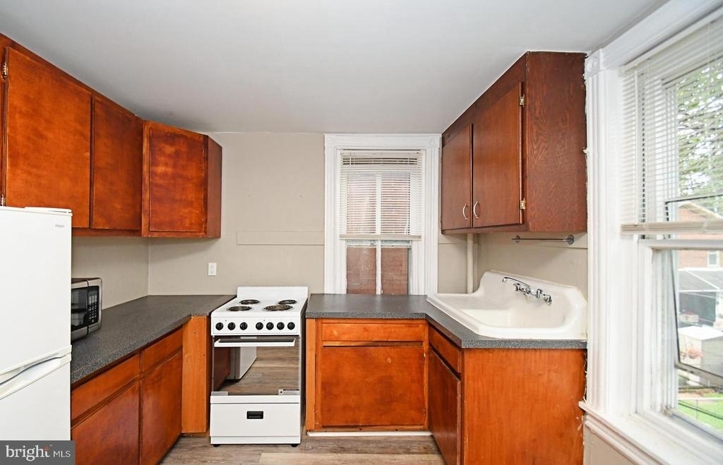 316 Lincoln Avenue - Photo 6
