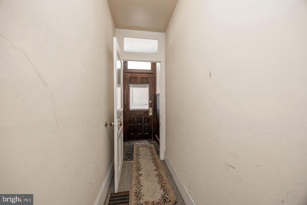 316 Lincoln Avenue - Photo 4