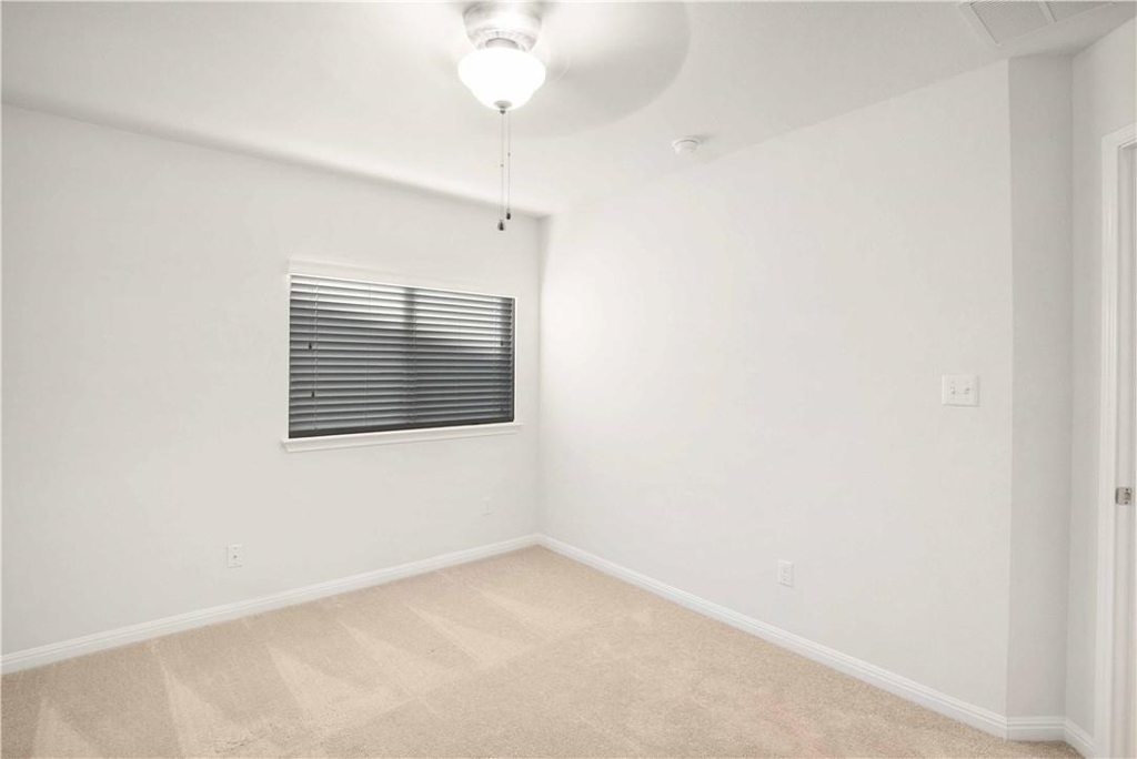 586 Evening Star Dr - Photo 16