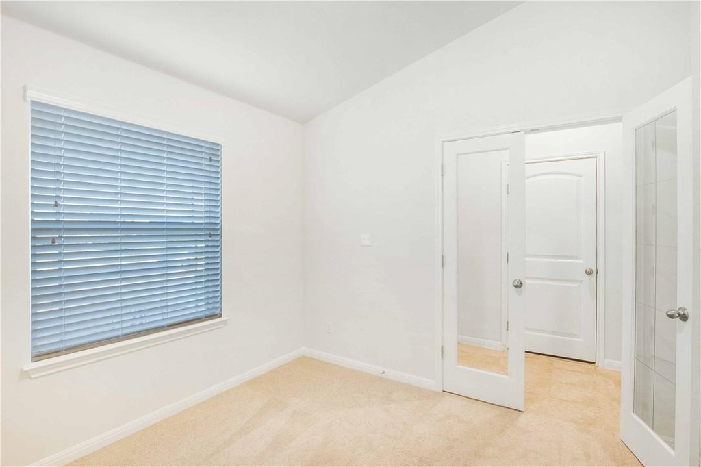 586 Evening Star Dr - Photo 11