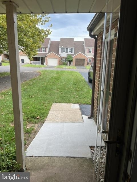 47 Princeton Court - Photo 1