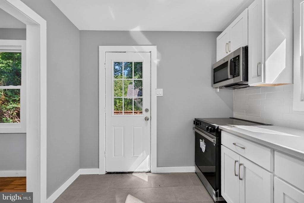 109 White Horse Road E - Photo 15