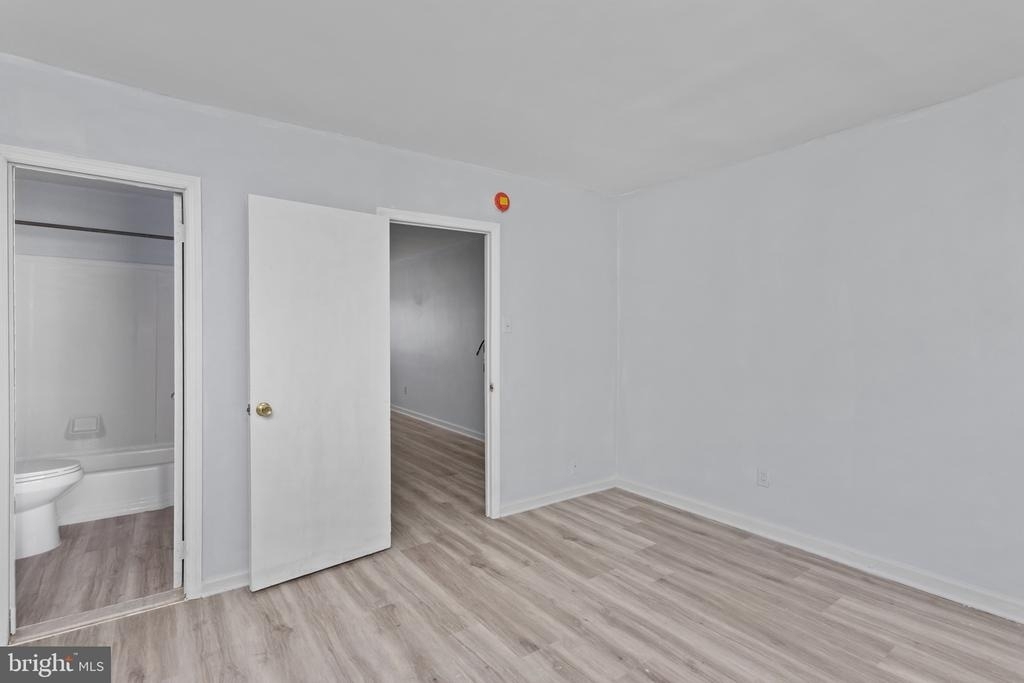 106 Newton Avenue N - Photo 9