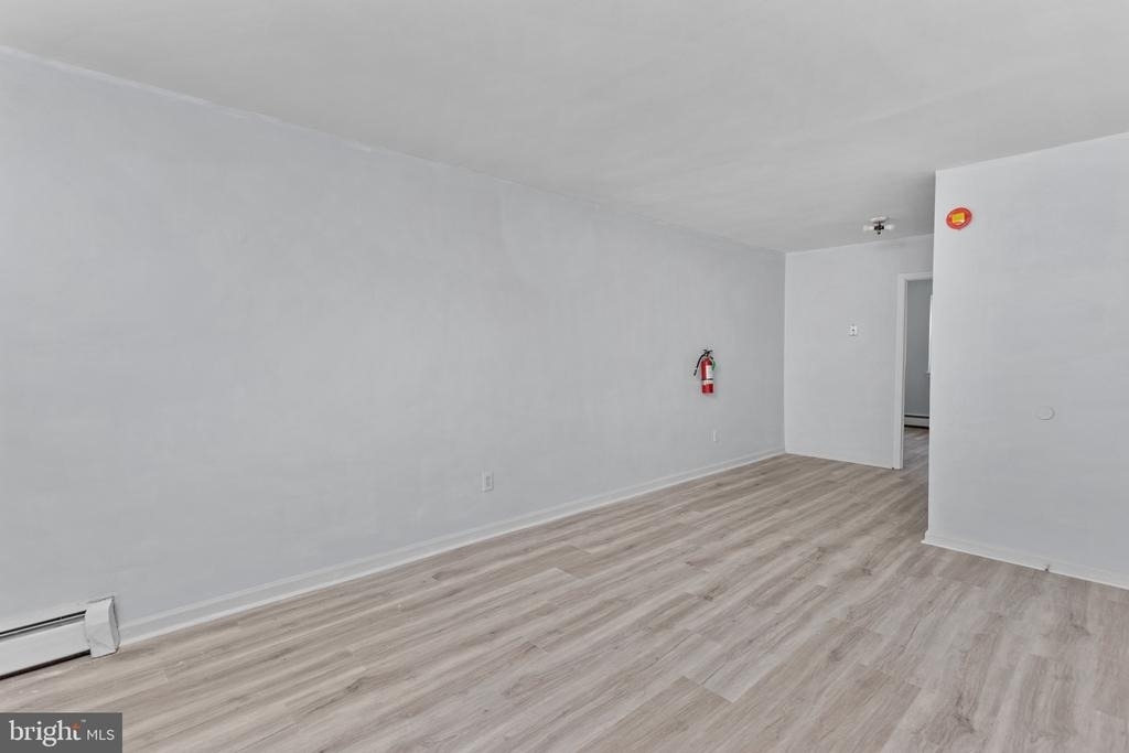 106 Newton Avenue N - Photo 5