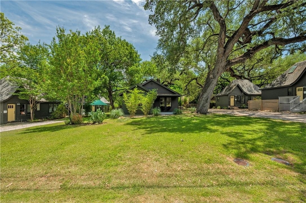 1503 Drake Ave - Photo 14