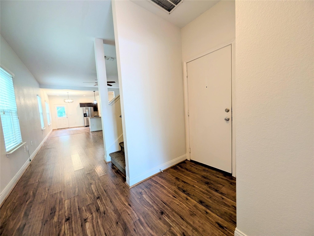 3508 Wickham Ln - Photo 5