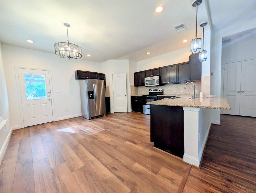 3508 Wickham Ln - Photo 9