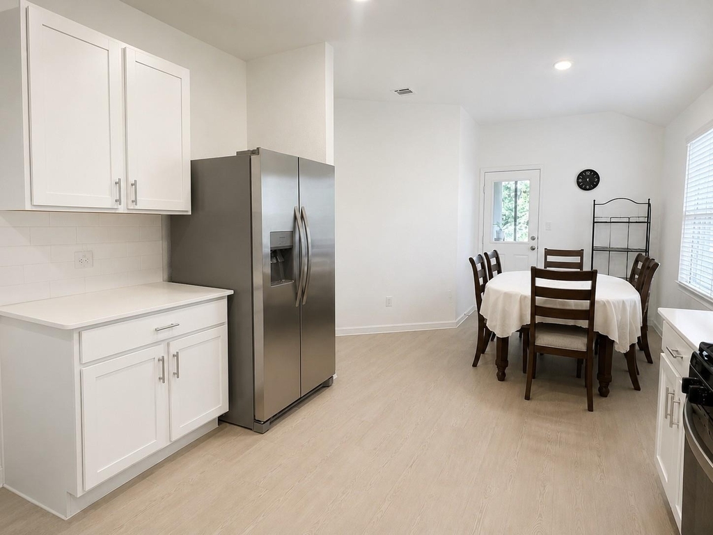 162 Cibolo Creek Loop - Photo 4