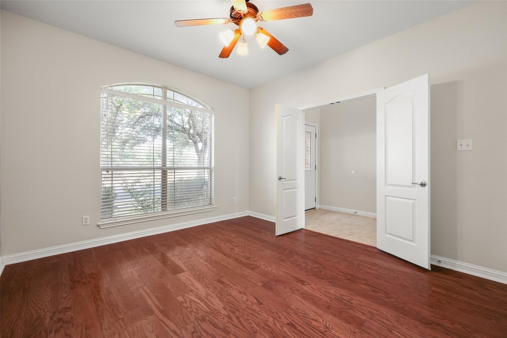 715 Wood Mesa Ct - Photo 2