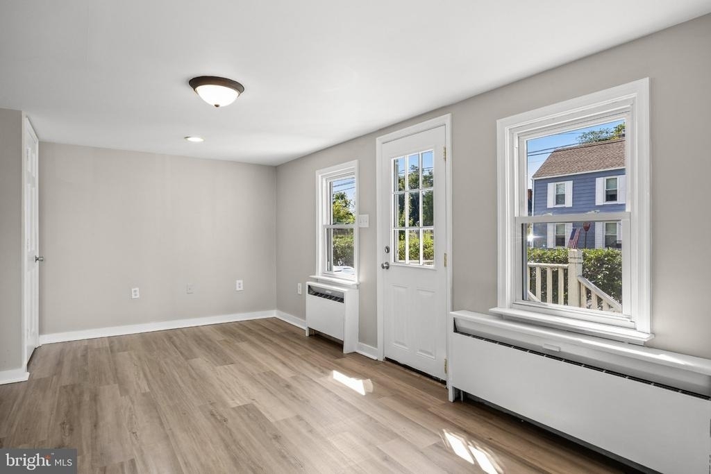 119 Jane Street - Photo 17