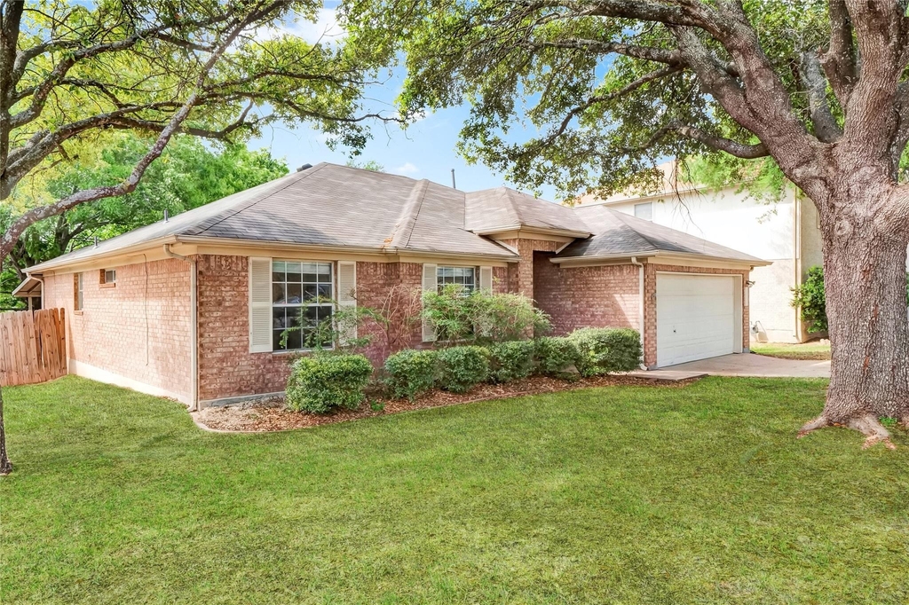 1415 Quicksilver Cir - Photo 1