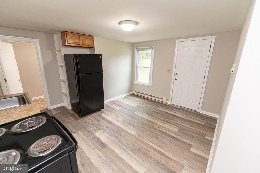 208 E East Street - Photo 13