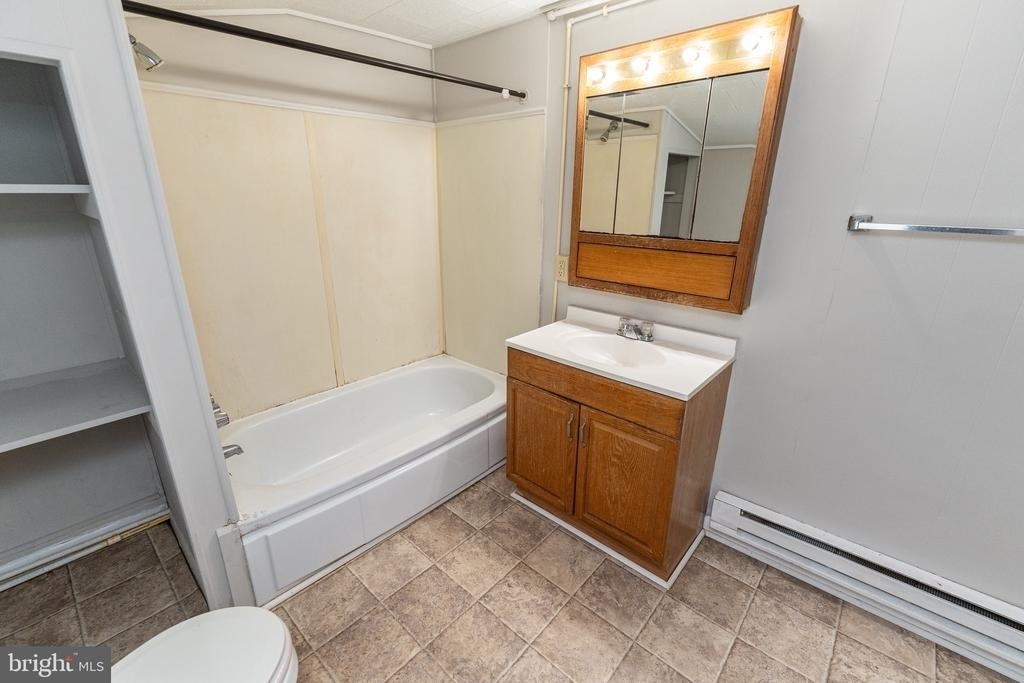 208 E East Street - Photo 21