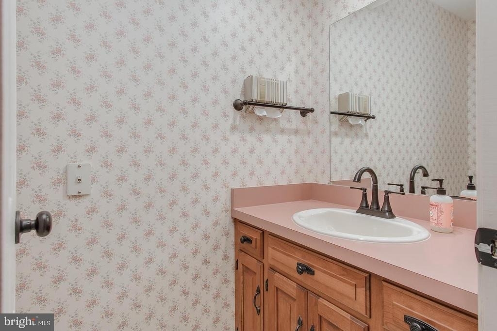 15529 Dellinger Road - Photo 31