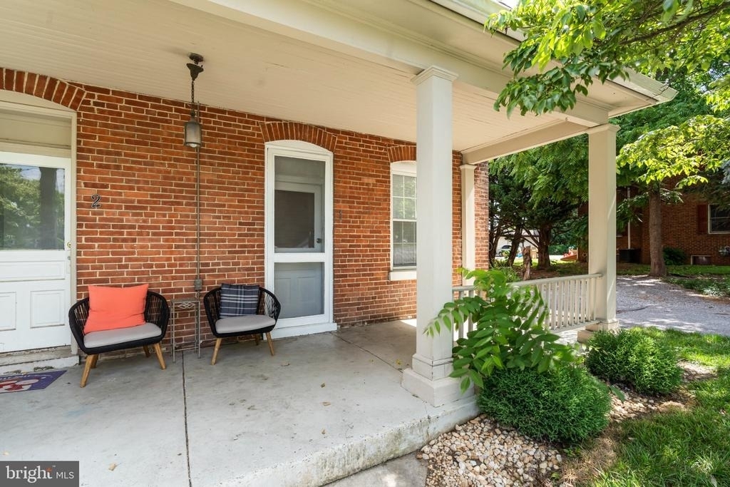 19332 Longmeadow Road - Photo 10