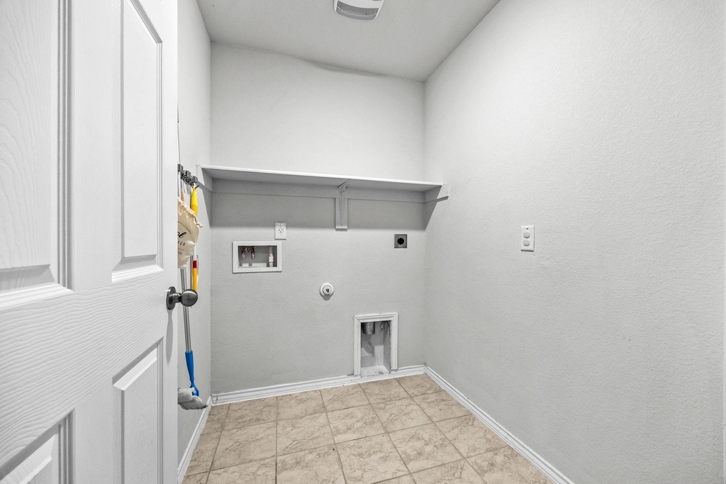 603 Taggart Trl - Photo 6