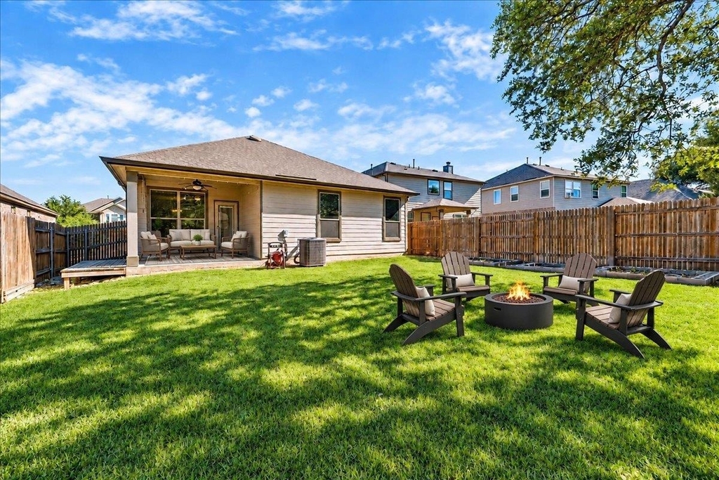 1020 Clove Hitch Rd - Photo 1
