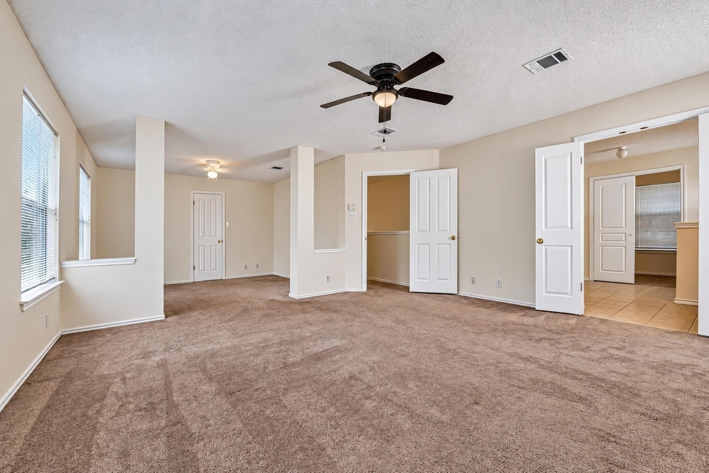 2616 Oakwood Glen Dr - Photo 20