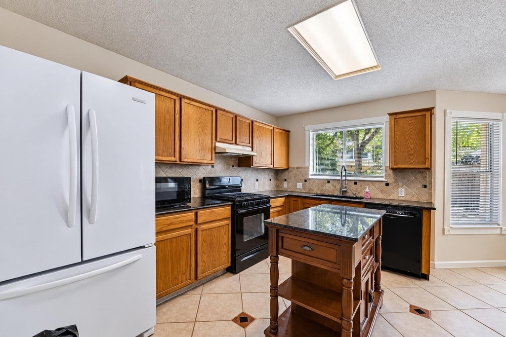 2616 Oakwood Glen Dr - Photo 10
