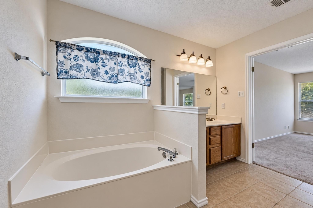 2616 Oakwood Glen Dr - Photo 23