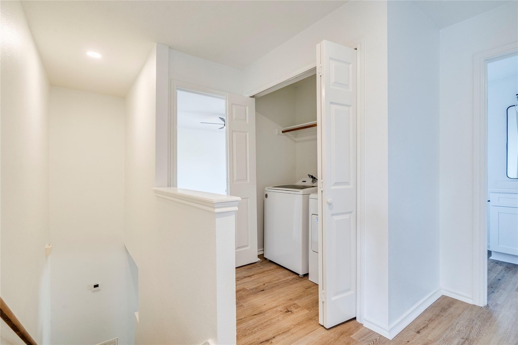 1106 Hughmont Dr - Photo 22