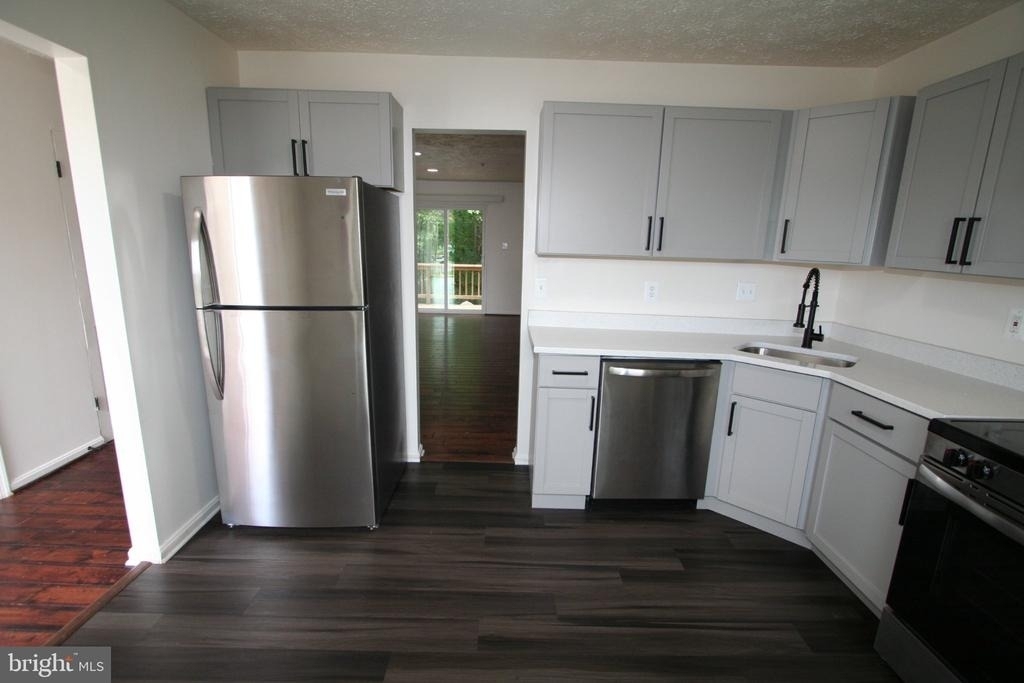 124 Azalea Court - Photo 5