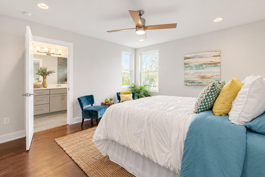 7104 Blessing Ave - Photo 12