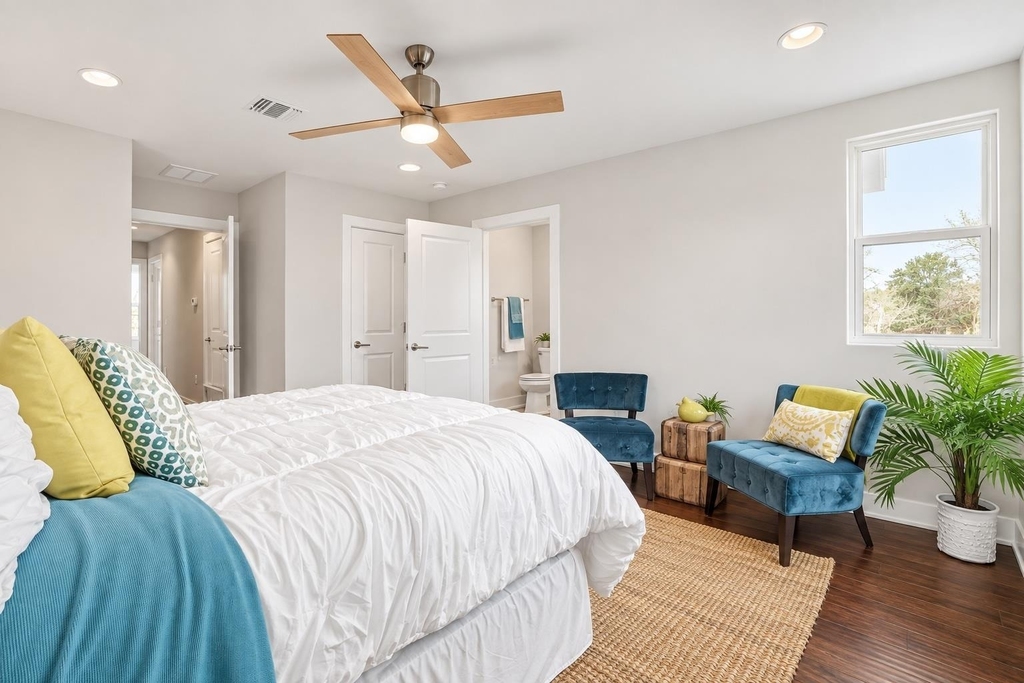 7104 Blessing Ave - Photo 14