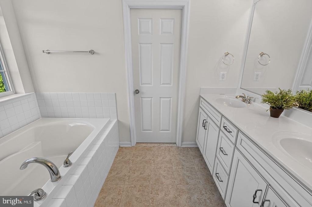 1024 Briggs Chaney Road - Photo 19