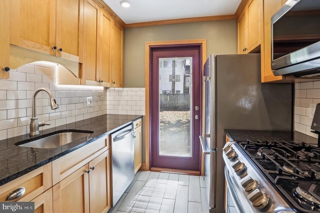 4406 Rosedale Avenue - Photo 4