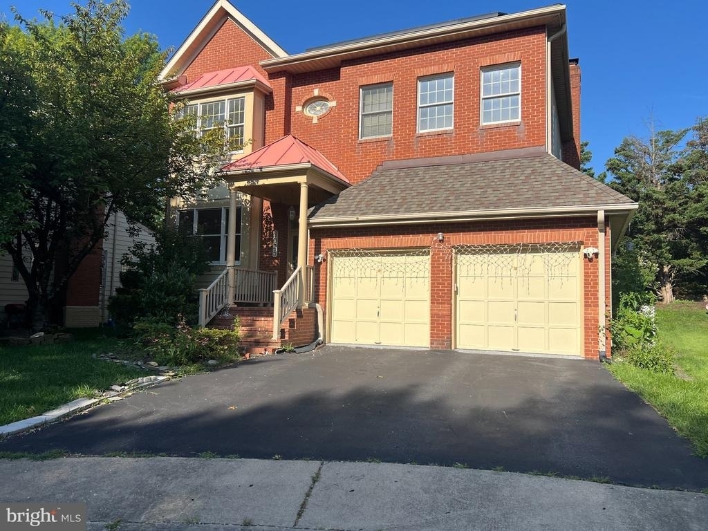 3025 Windy Knoll Court - Photo 0