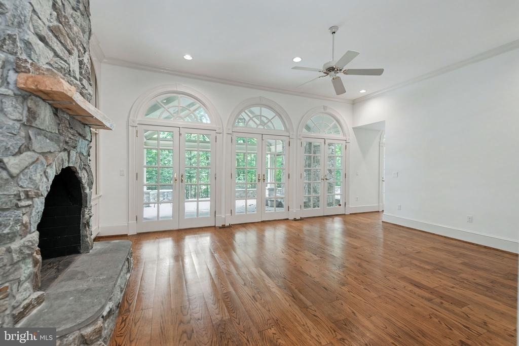 8705 Belmart Road - Photo 27