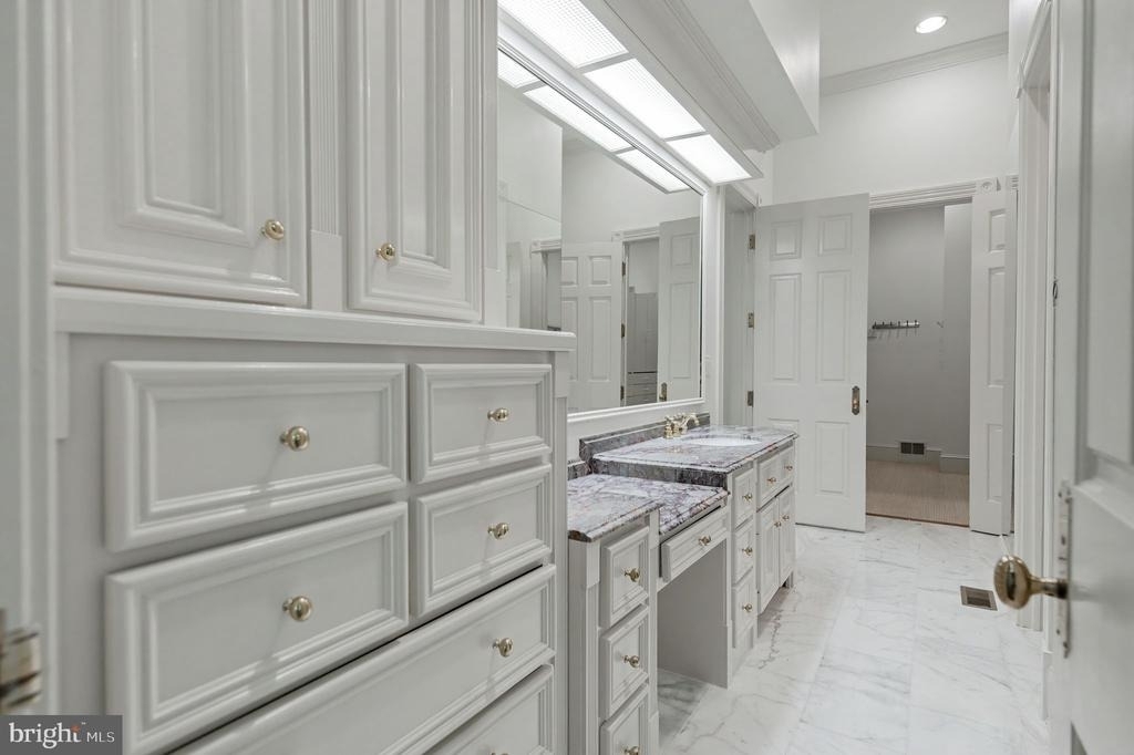 8705 Belmart Road - Photo 29