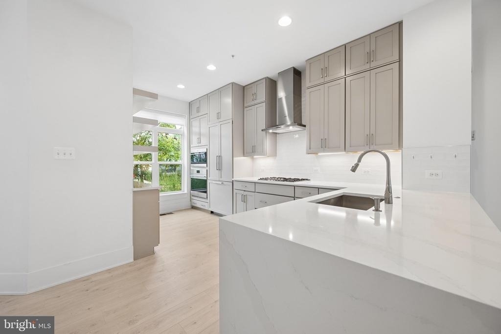11344 Emerald Park Road - Photo 4