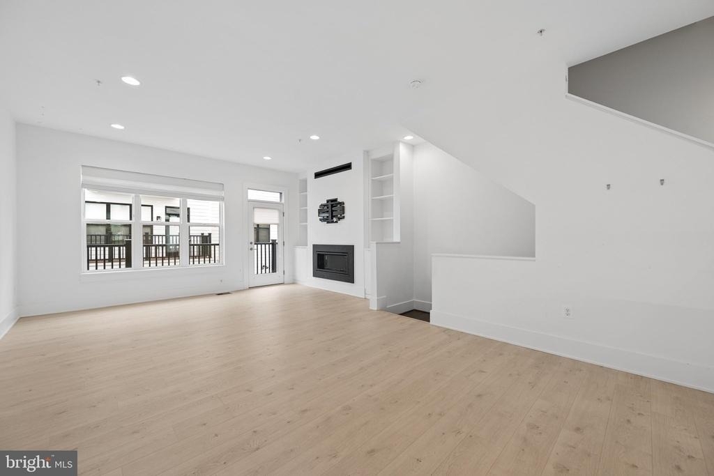 11344 Emerald Park Road - Photo 10