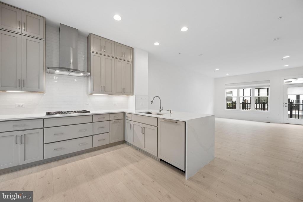 11344 Emerald Park Road - Photo 8